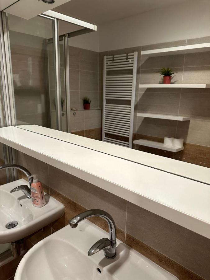Apartments Spacilova Nearly Center Komarov Екстер'єр фото